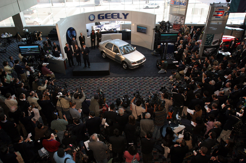Illustration for article titled The Ten Worst Cars Ever Revealed At The Detroit Auto Show